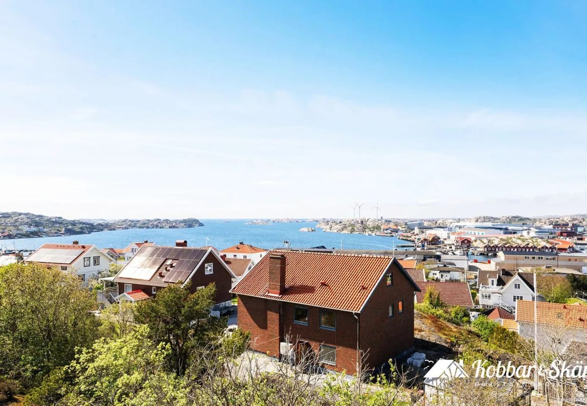 House in Rönnäng - Large villa with sea view | SE09078
