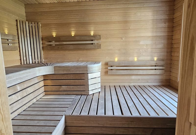 Casa en Munkedal - Cabaña de troncos con piscina, sauna y embarcación junto al castillo de Torreby | SE09080