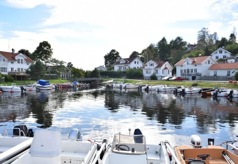 House in Henån - Newly built house near the sea & beach | SE09166