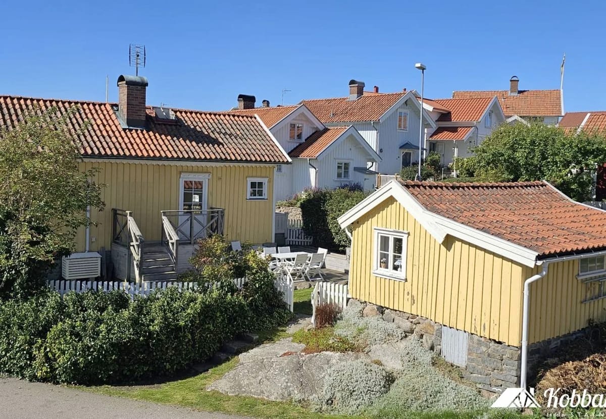 House in Ellös - Charming cottage by the sea in Stocken | SE09171