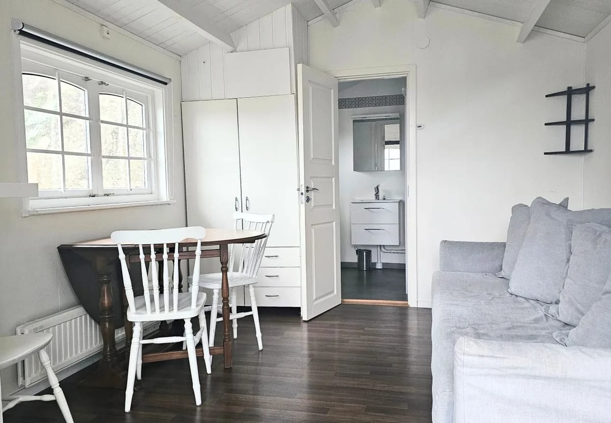 House in Ellös - Spacious holiday home near Hälleviksstrand, perfect for families | SE09105