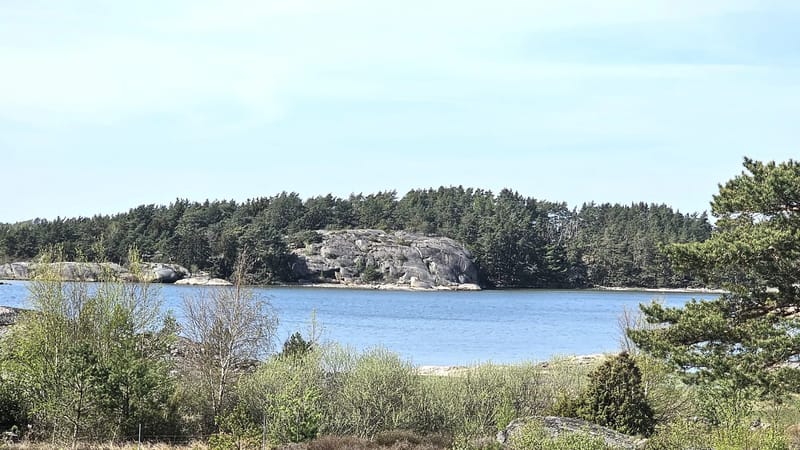 Casa en Varekil - Paraíso vacacional junto al mar en Rossön, Orust | SE09126