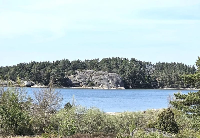 Casa en Varekil - Paraíso vacacional junto al mar en Rossön, Orust | SE09126
