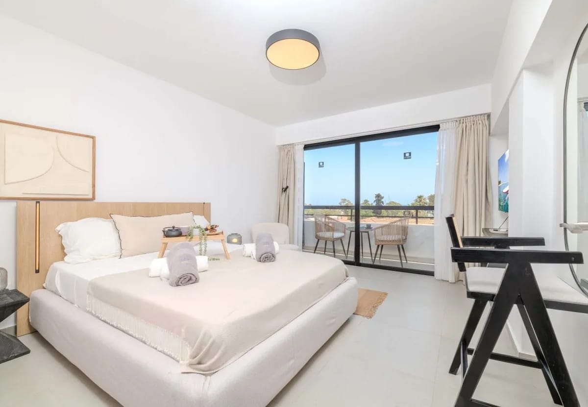 Finikoudes Marina View 202