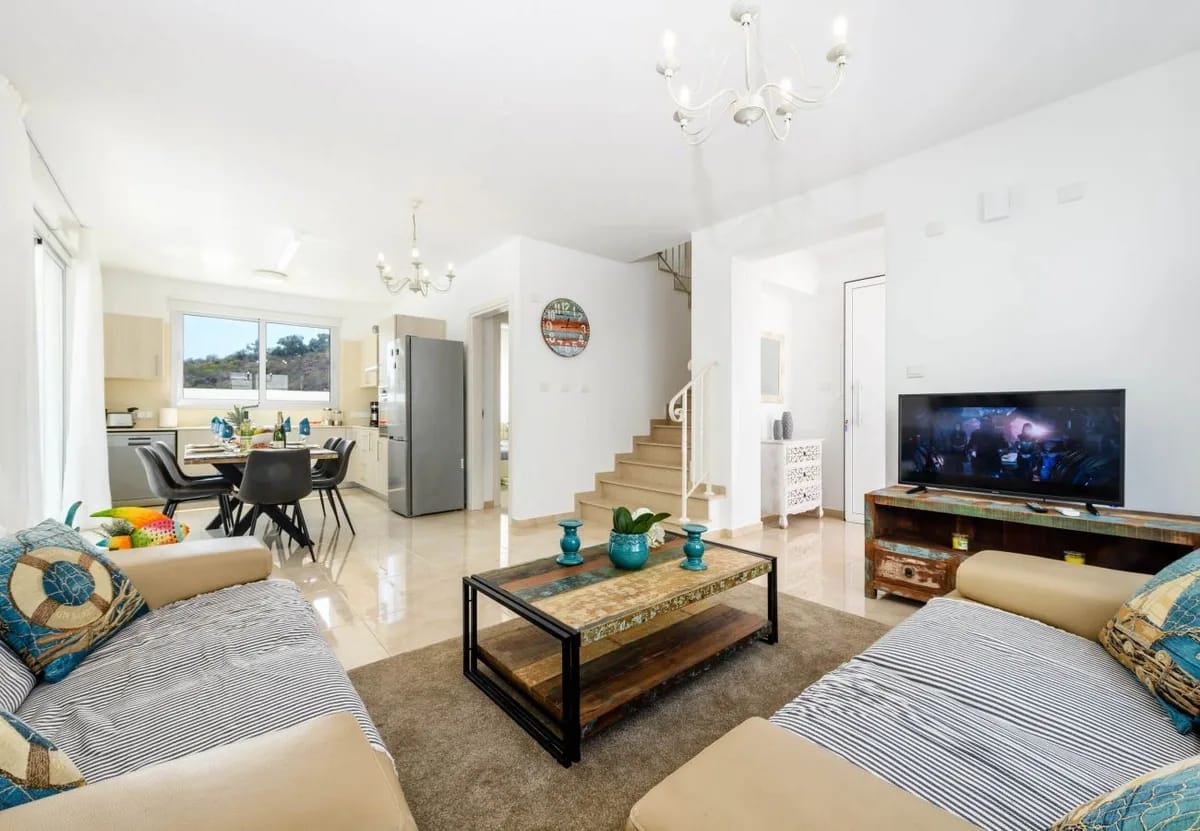 Green Bay Villa #16 - Photo 4