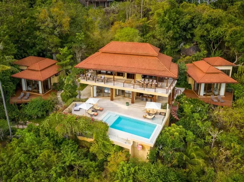 Villa Soluna - Luxury Seaview Retreat — photo 3