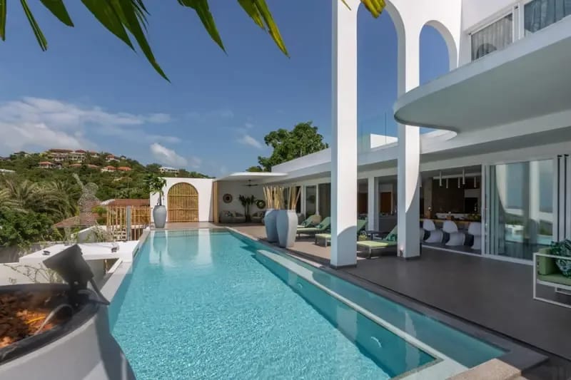 C Villa, villa de lujo de 8 dormitorios con vistas al mar, 2 piscinas — foto 1