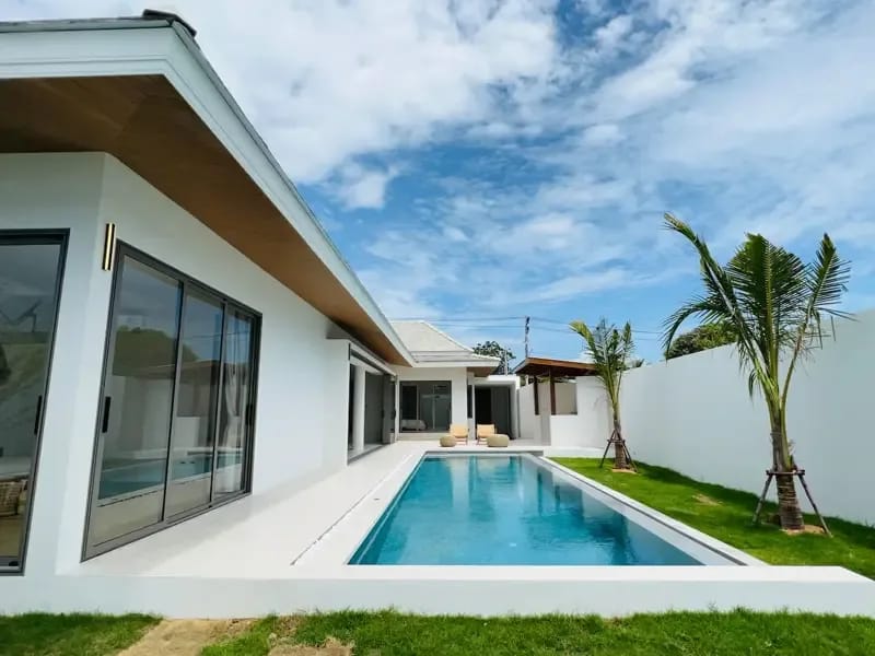 Villa de 3 dormitorios con encanto tropical balinés cerca de la playa — foto 1