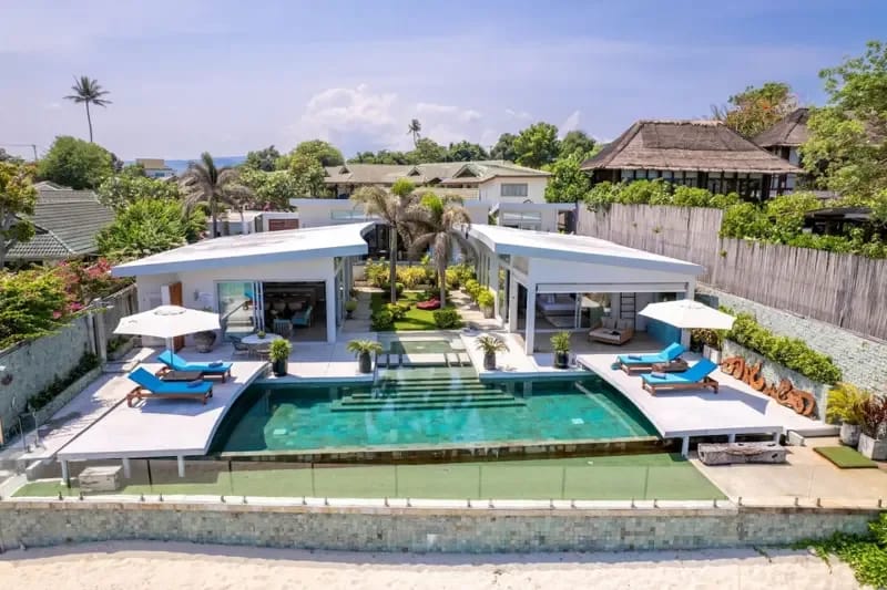 Villa La Playa 4br beachfront getaway — photo 2