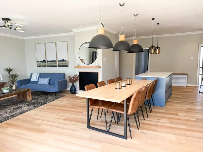Exquisite Sea View Apartment City Centre
