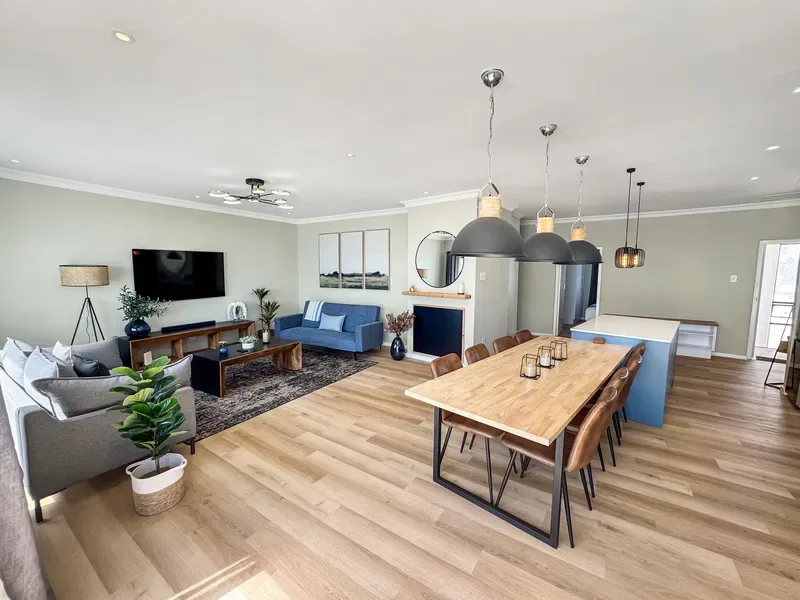 Exquisite Sea View Apartment City Centre