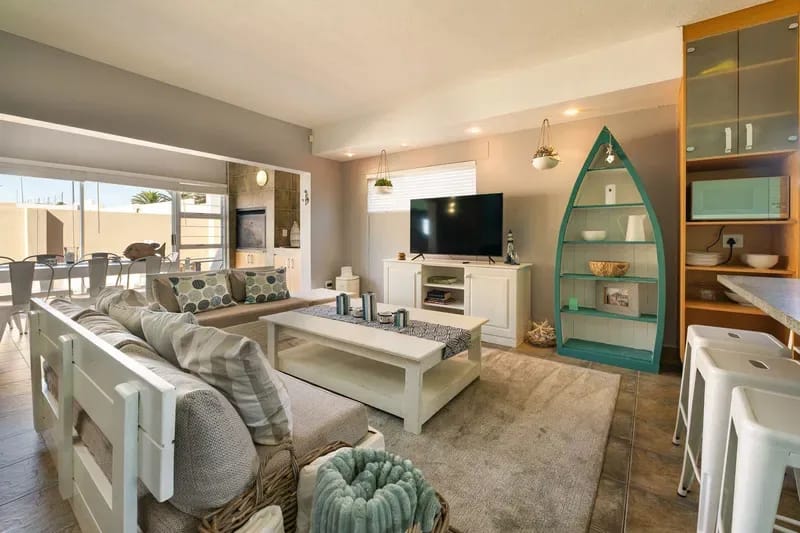 Waterfront Estate G6
