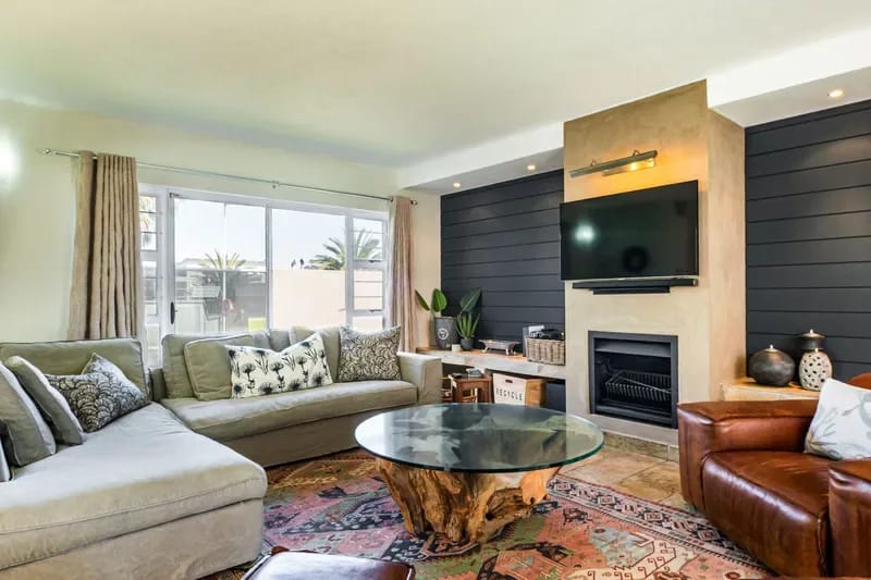 Tranquil Beachside Oasis
