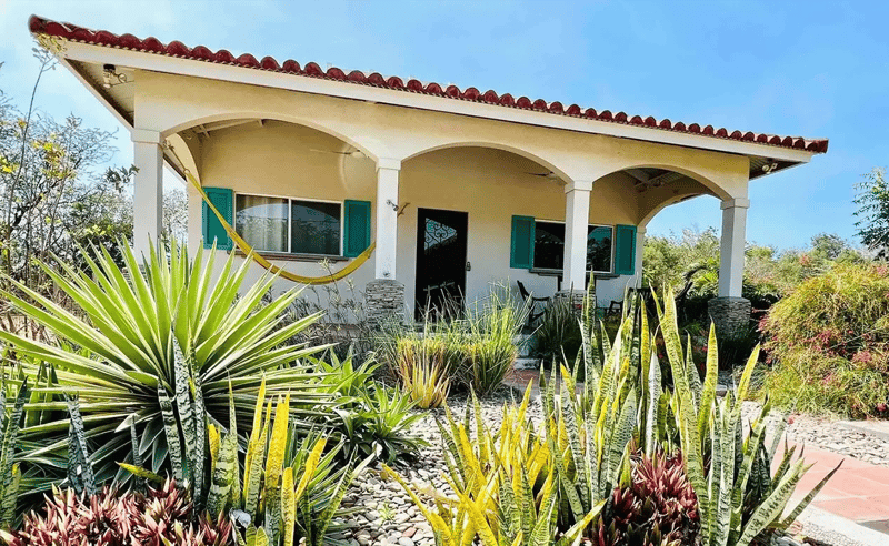 Beach Home With Pool In Playa Guasacate | Casa Del Mar