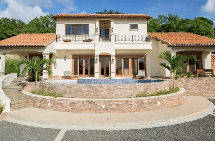 Casa-Flying-Pigs-–-Ocean-View-Home-in-Rancho-Santana