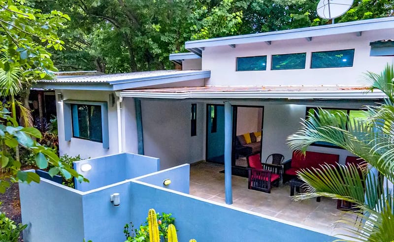 Casa Azul front view