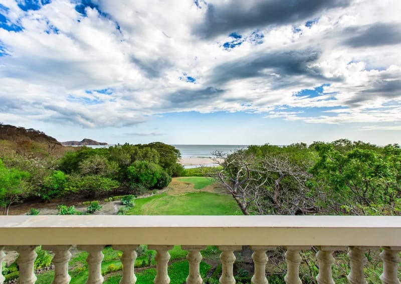 Ocean View Penthouse – Río Dulce V-16