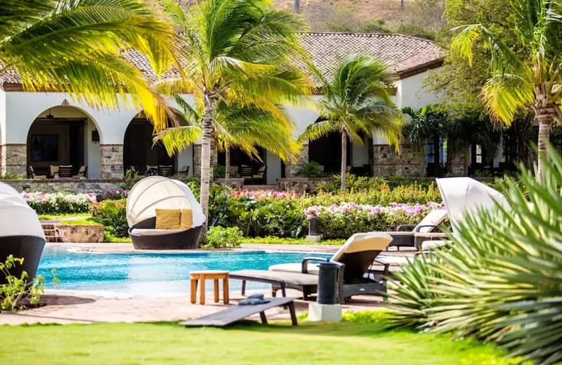 Stunning Beach Home In Rancho Santana – Casa Carolina