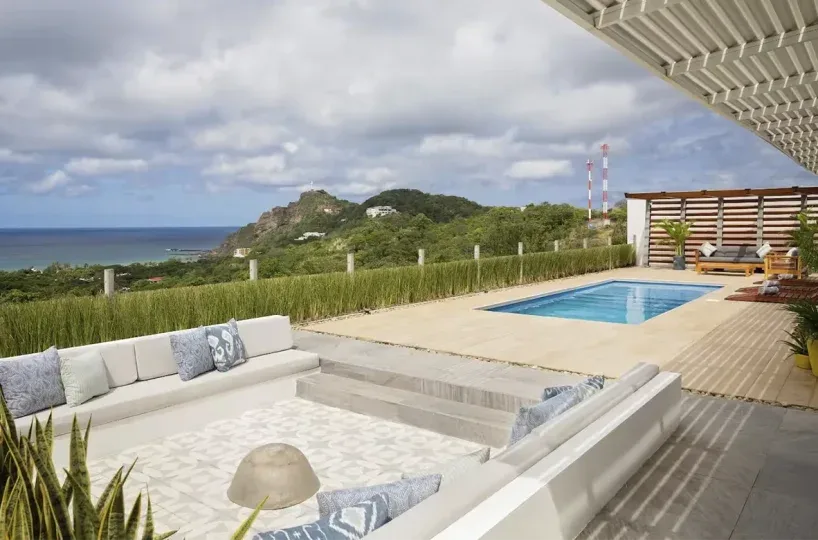 Casa-Yellow-Submarine-with-Ocean-View-Terrace