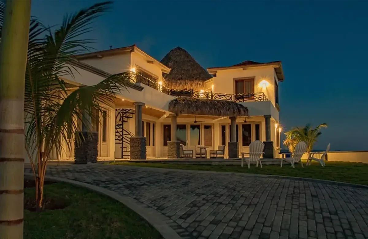 Beachfront House In Playa Guasacate | Casa Perla