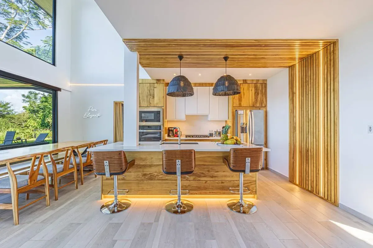 Kitchen and dining area