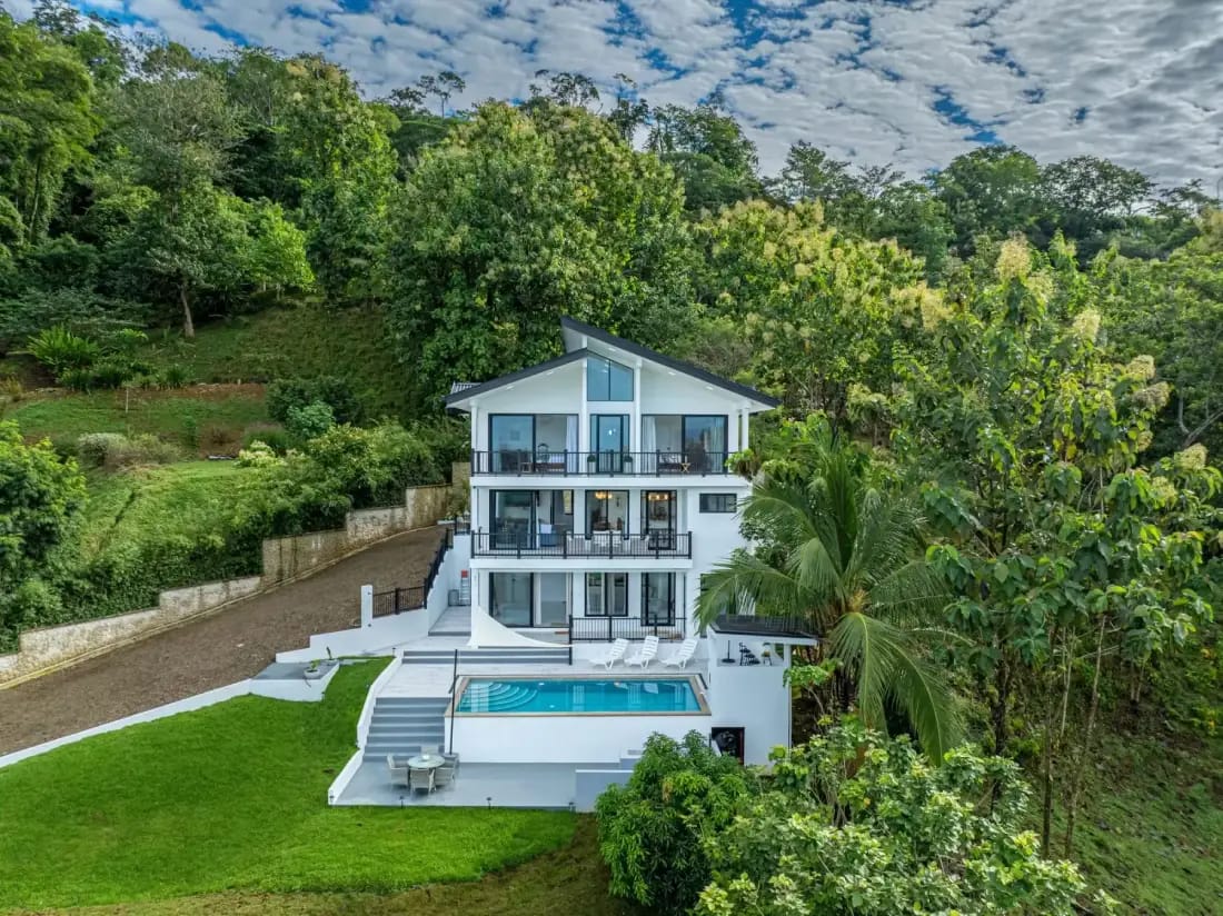 Casa Luna — Uvita
