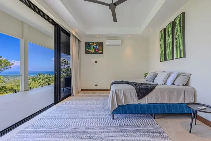 Villa Estrella — Bedroom 1- Master