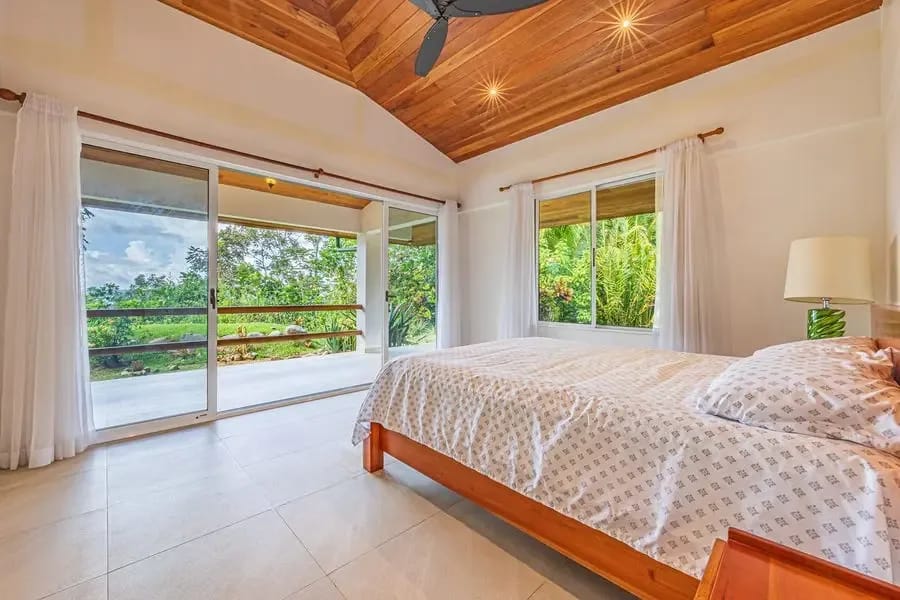 Finca Hermosa / Casa Botanica — Dormitorio 1