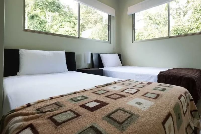 HR1 — Bedroom 3