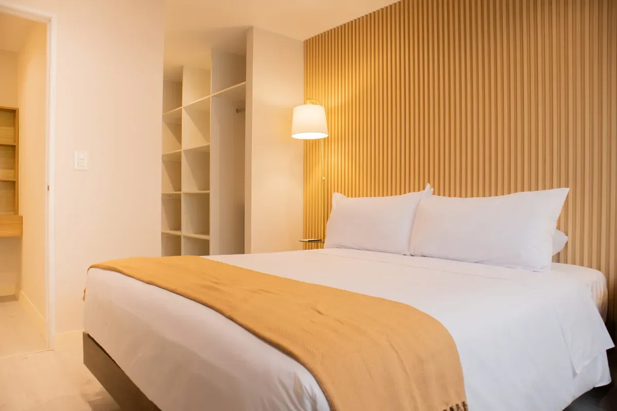 Relaxing 3BR w/ Balcony in Vibrant Miraflores