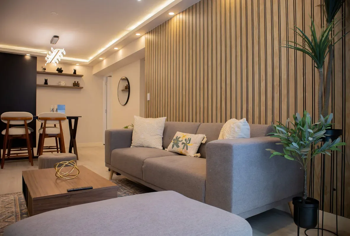 Relaxing 3BR w/ Balcony in Vibrant Miraflores