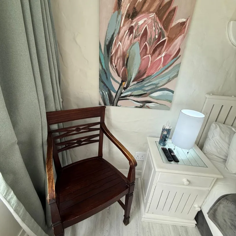 Sea Paradise guest room