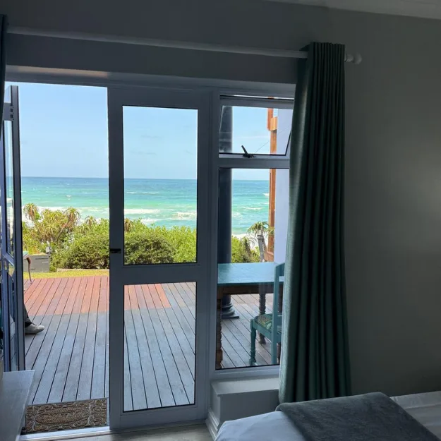 Sea Paradise guest room