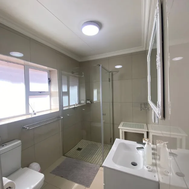 Sea Paradise guest room