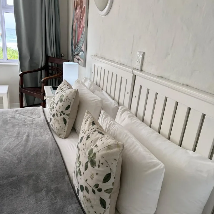 Sea Paradise guest room