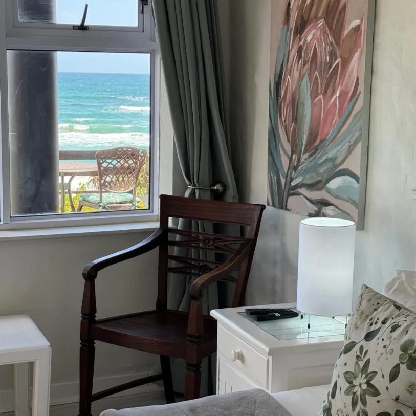 Sea Paradise guest room