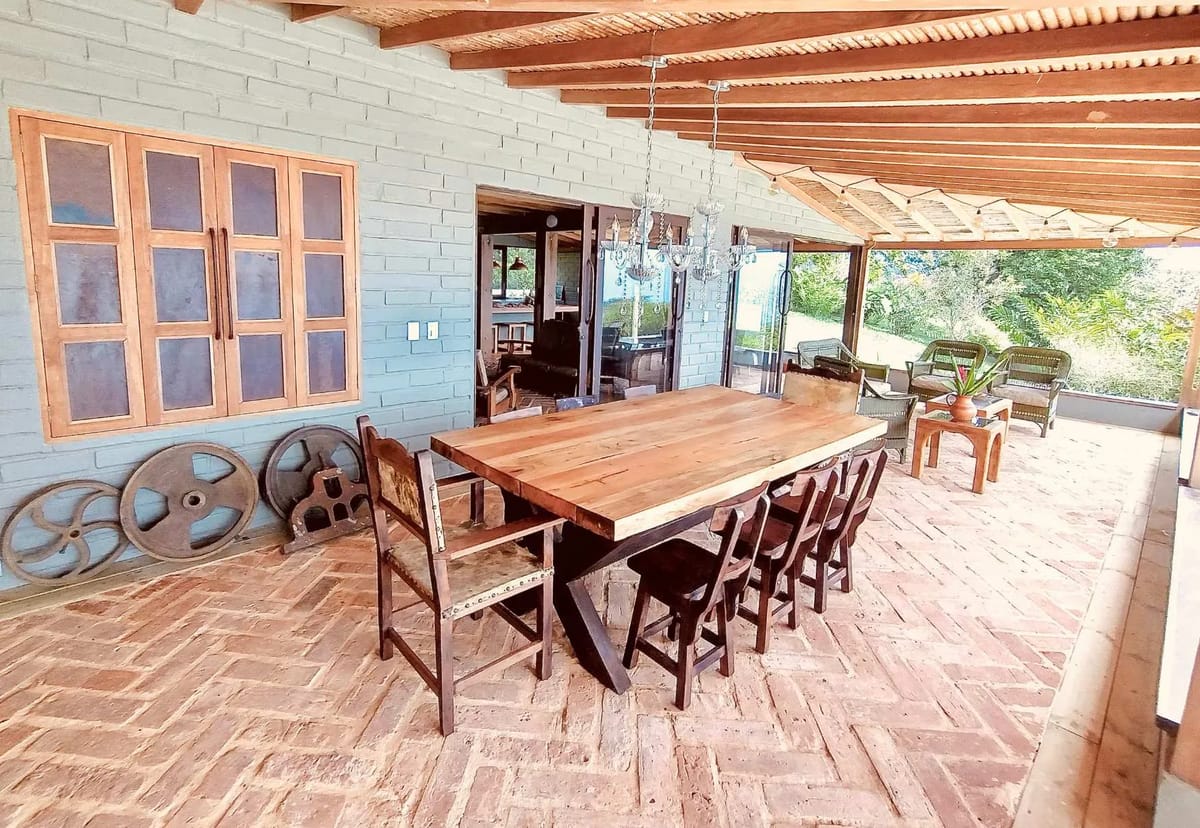 5BR Authentic Coffee Hacienda w/ River Views