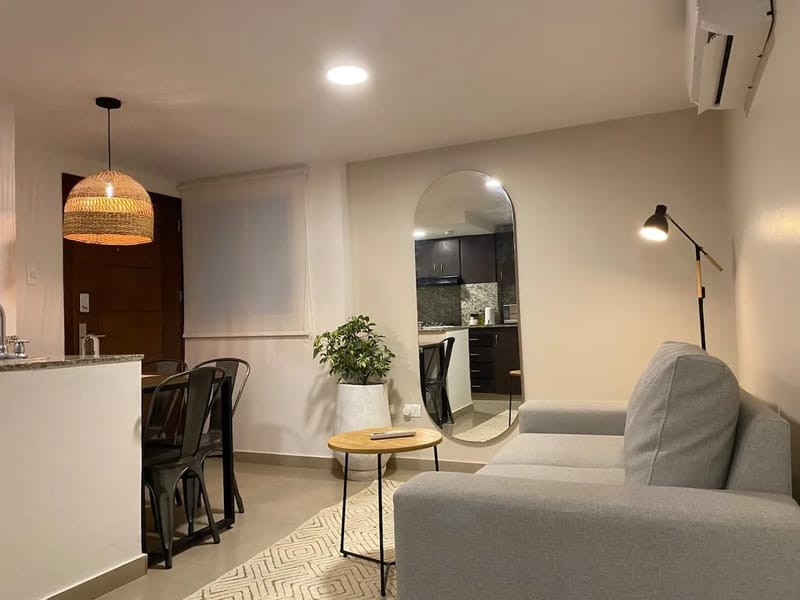 Majestic 2BR w/ AC in Bocagrande