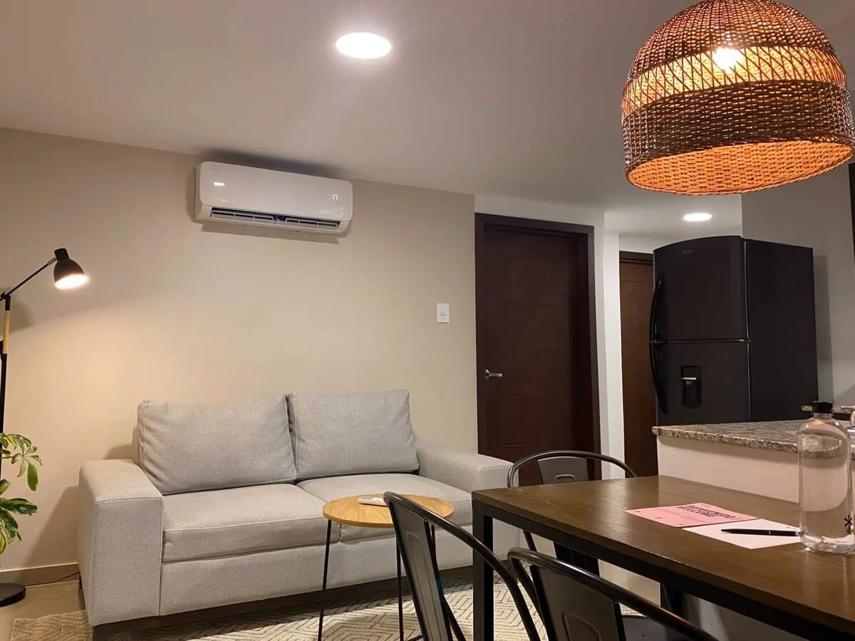 Majestic 2BR w/ AC in Bocagrande