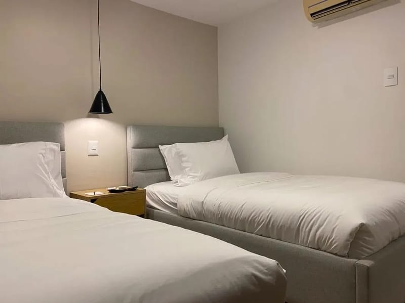 Majestic 2BR w/ AC in Bocagrande