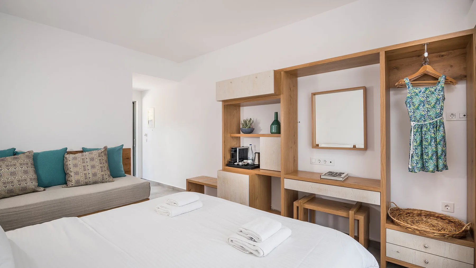 Habitación de hotel con vistas al mar