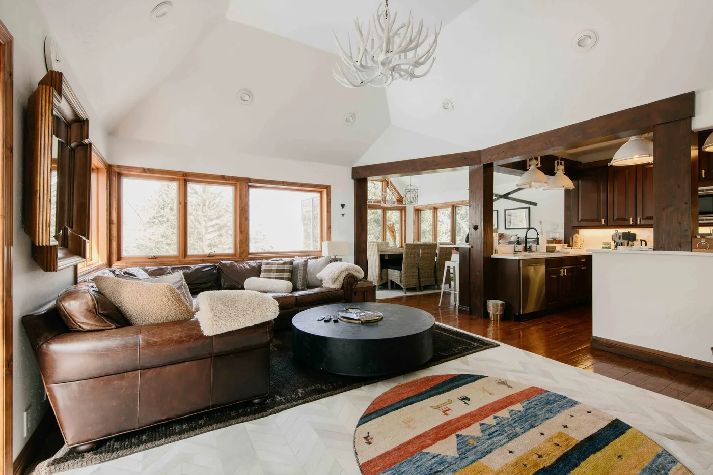 Arrowpines Lodge