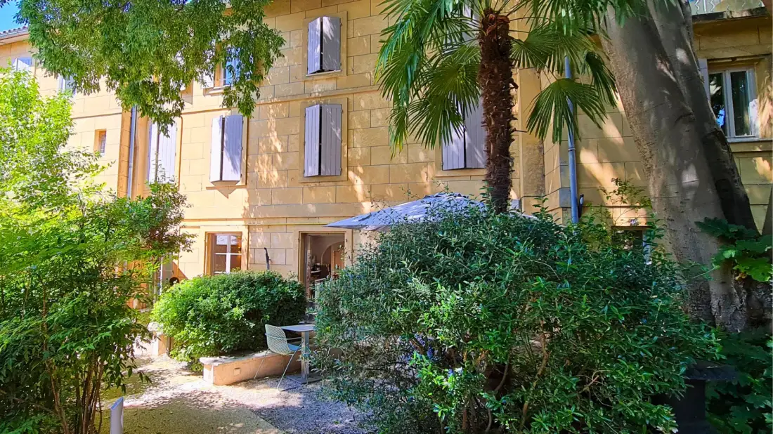 El jardín del hotel