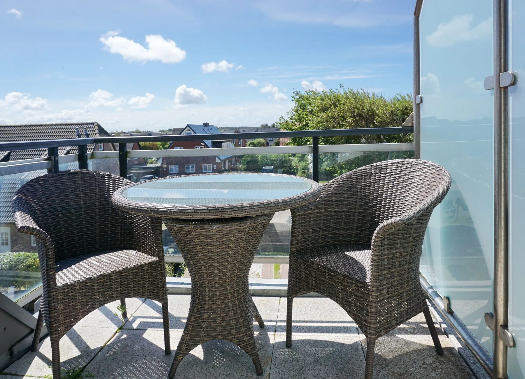 2-Raum Appartement mit ca. 32m ² Nutzfläche, Parkplatz, Nichtraucher.