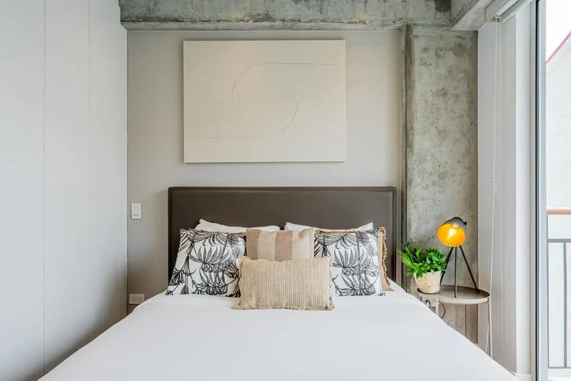 Upscale 2BR in Plaza Herrera