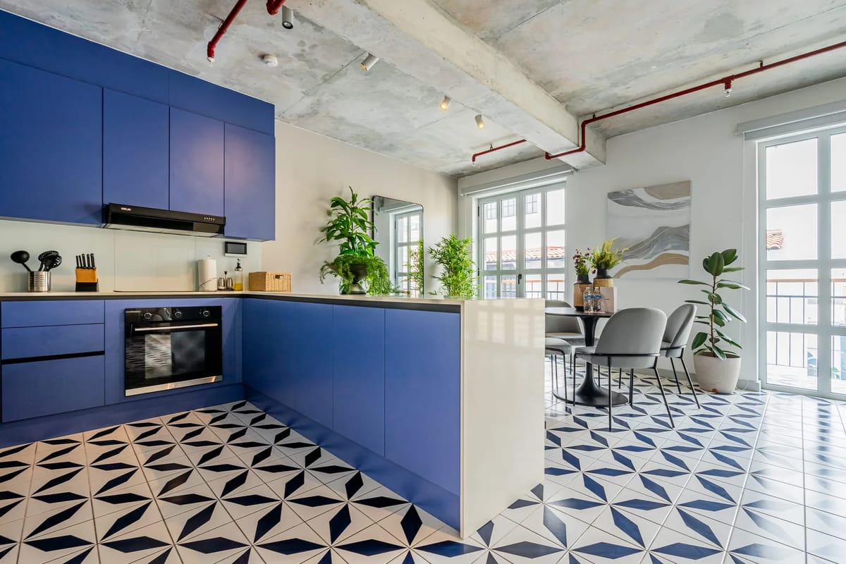 Upscale 2BR in Plaza Herrera