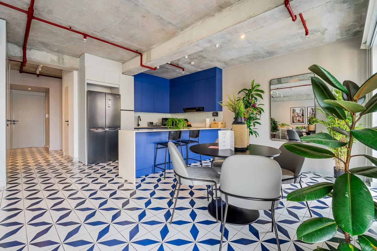 Upscale 2BR in Plaza Herrera