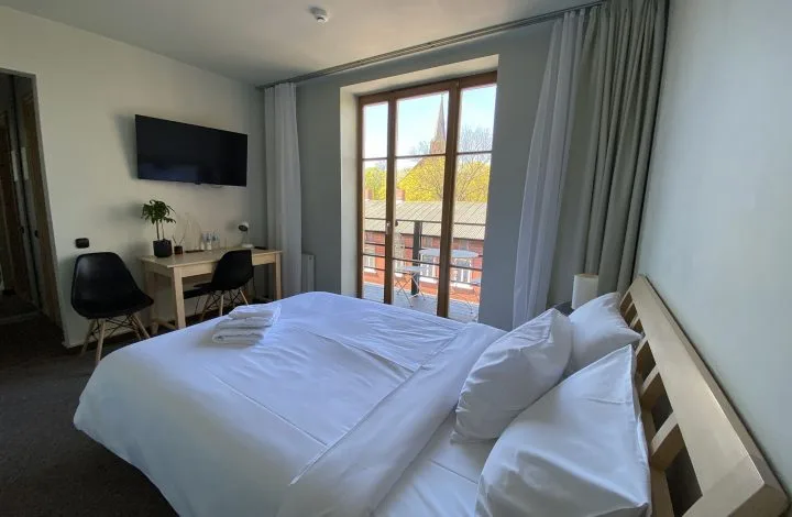 Single room with balcony