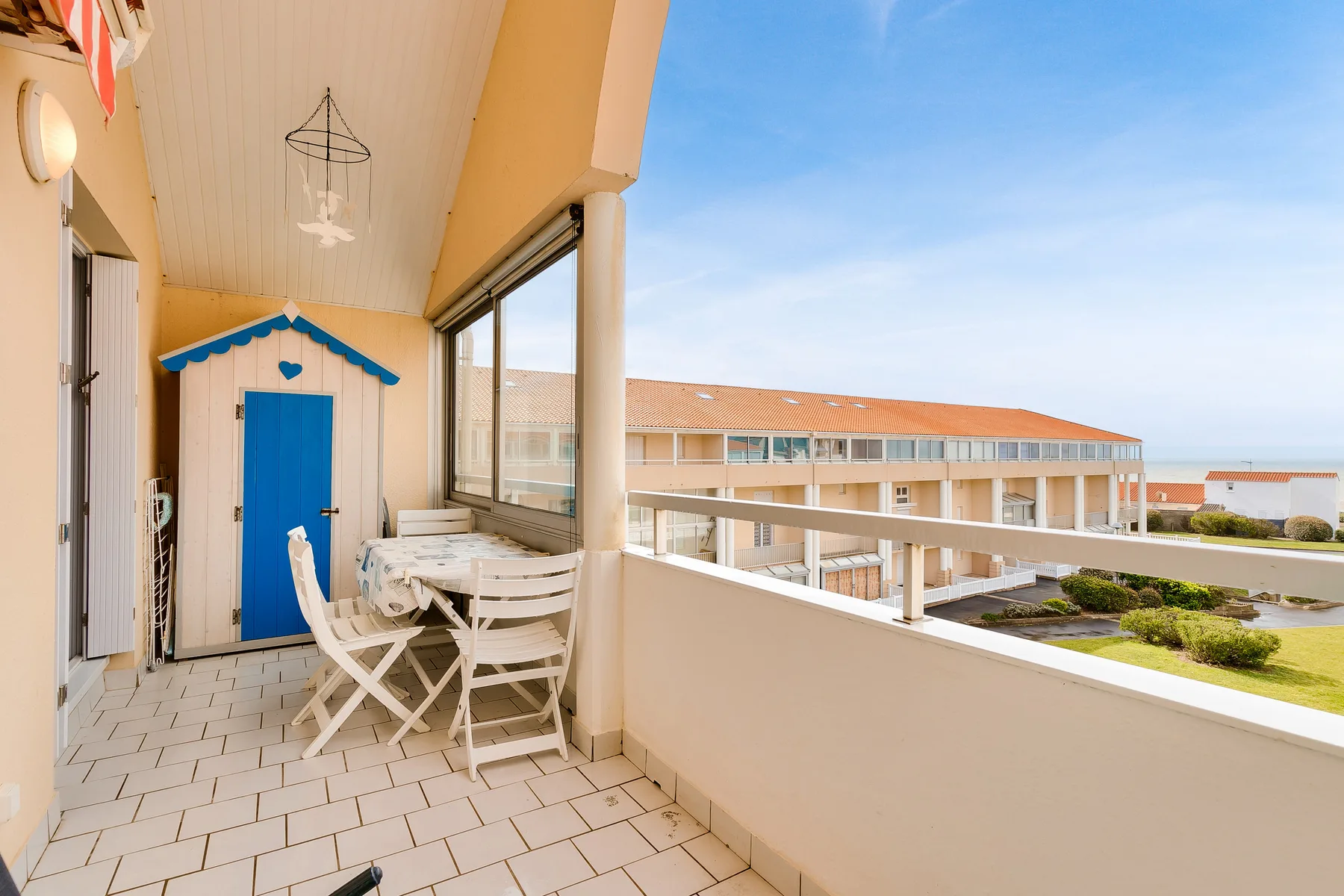 Apartment gallery photo