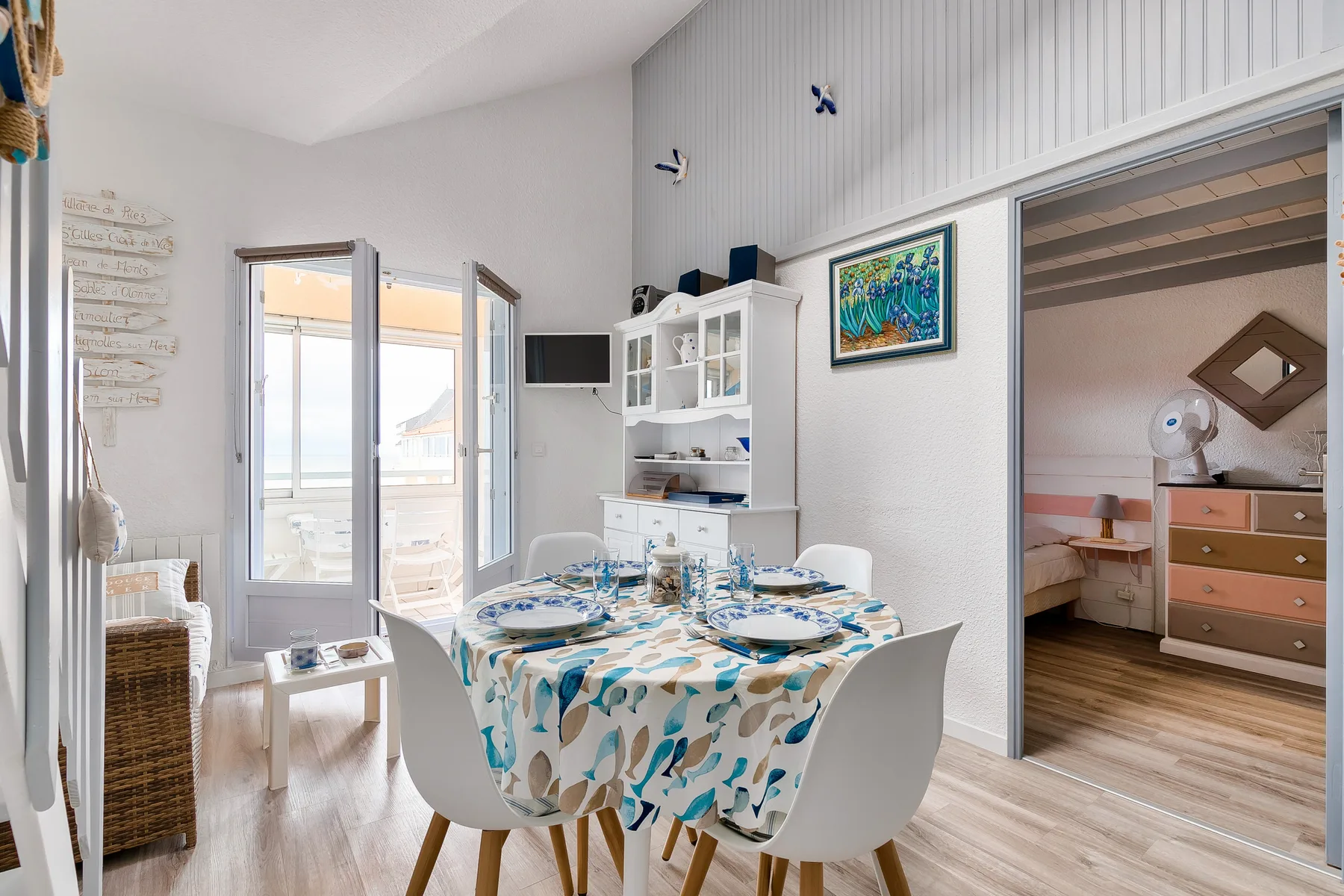 Apartment gallery photo